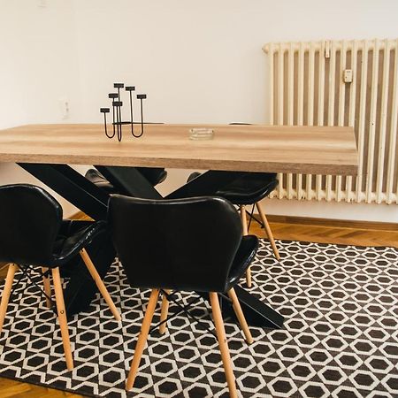 Aparment Theatre Lägenhet Ni Exteriör bild
