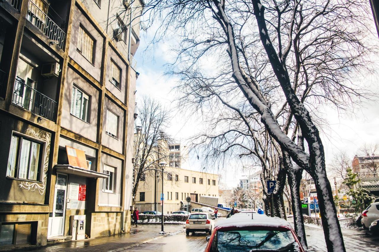 Aparment Theatre Lägenhet Ni Exteriör bild