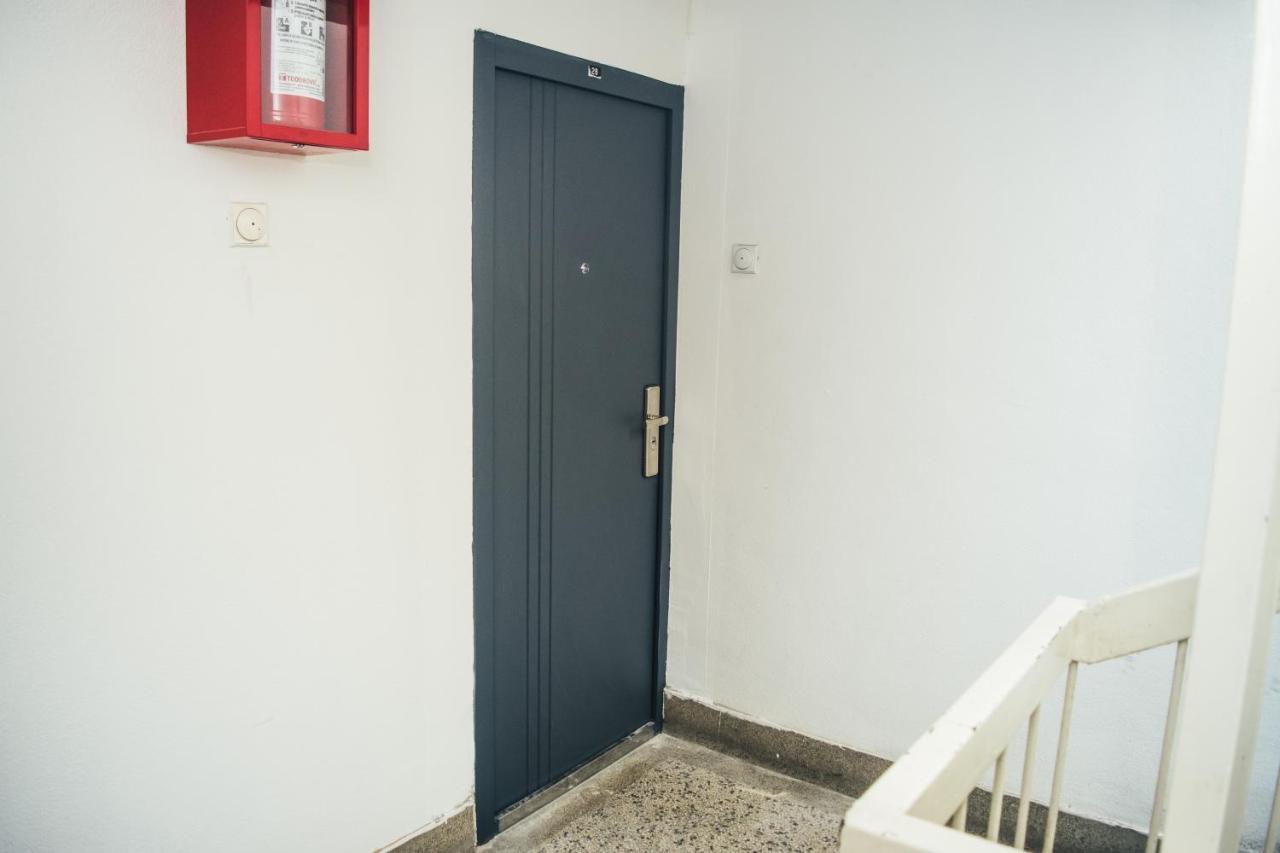 Aparment Theatre Lägenhet Ni Exteriör bild